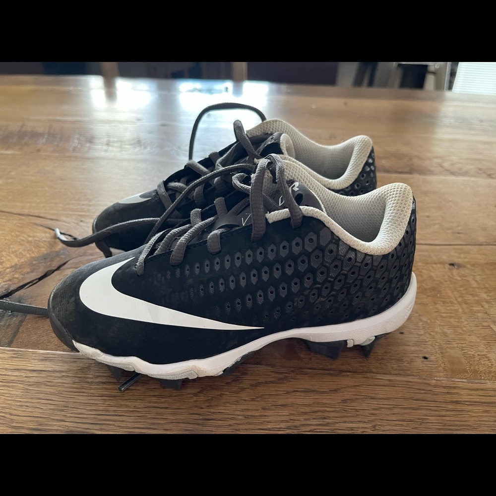 Boys Nike baseball cleats, size 12